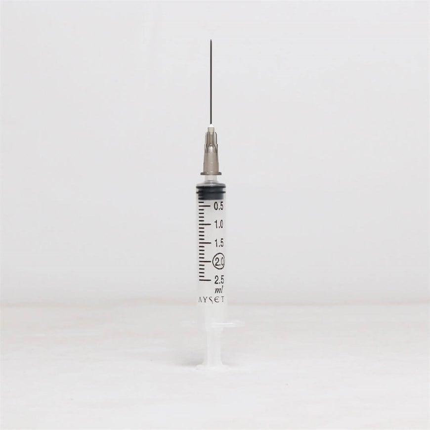 AYSET – 2mL Enjektör İğneli (Siyah Uç) – 1 Kutu (250 Adet)